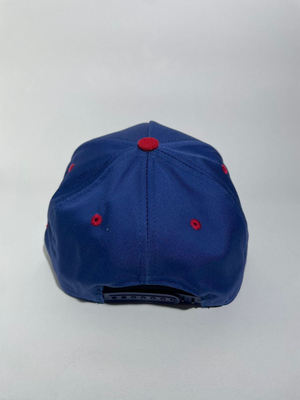 Top LA Azul y Rojo en Gamuza