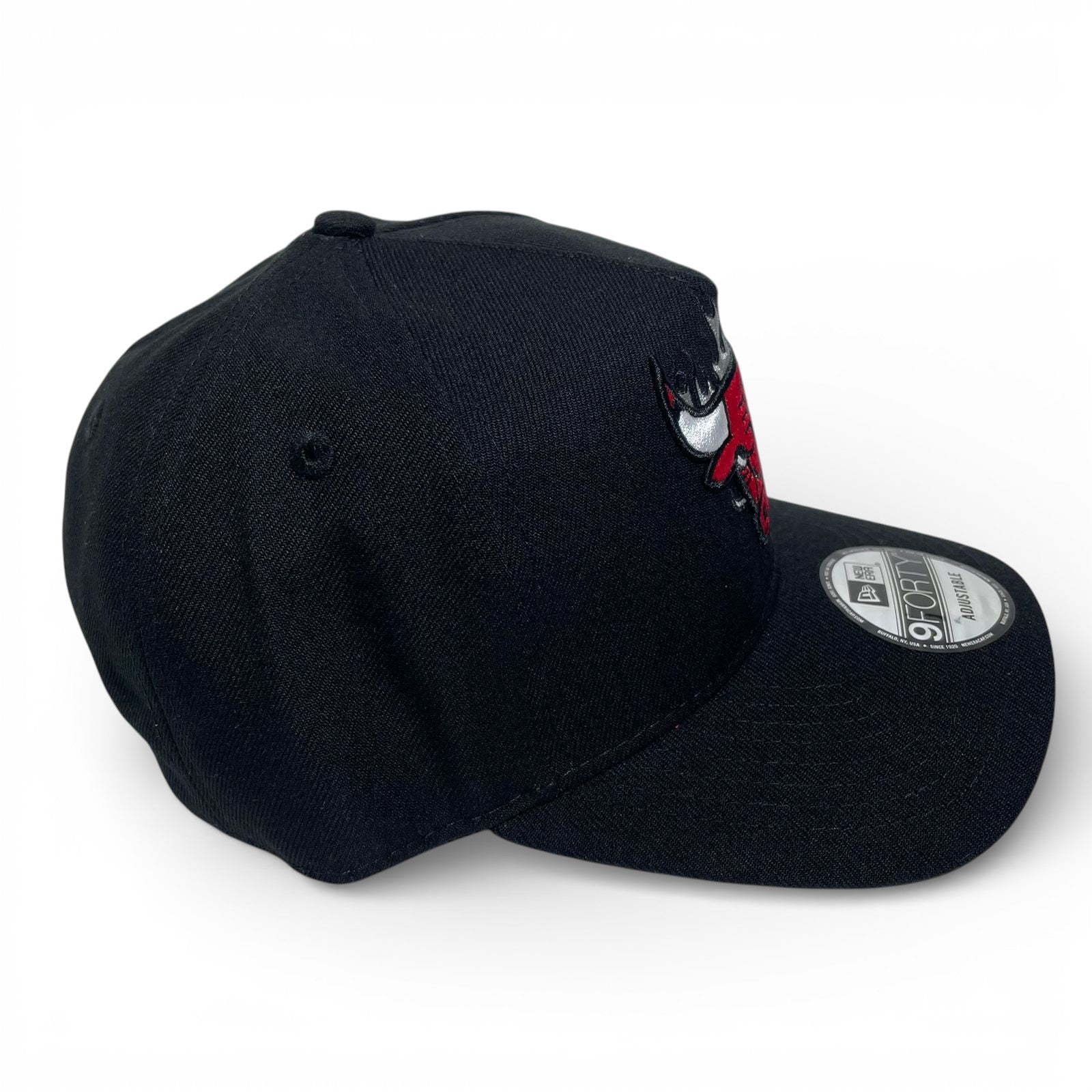 New Era Chicago Bulls Negra y Rojo