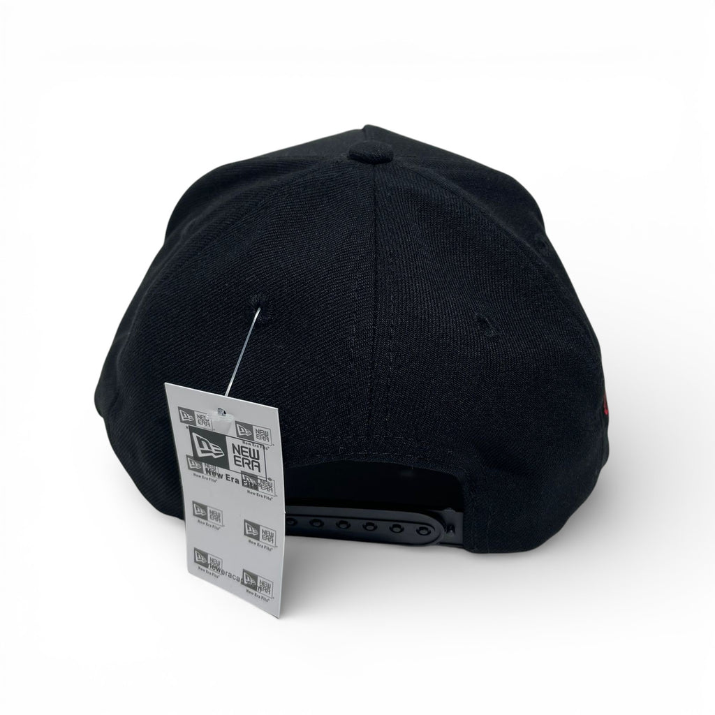 New Era LA Roja con Negro